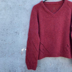 Diamond Line Sweater V-neck